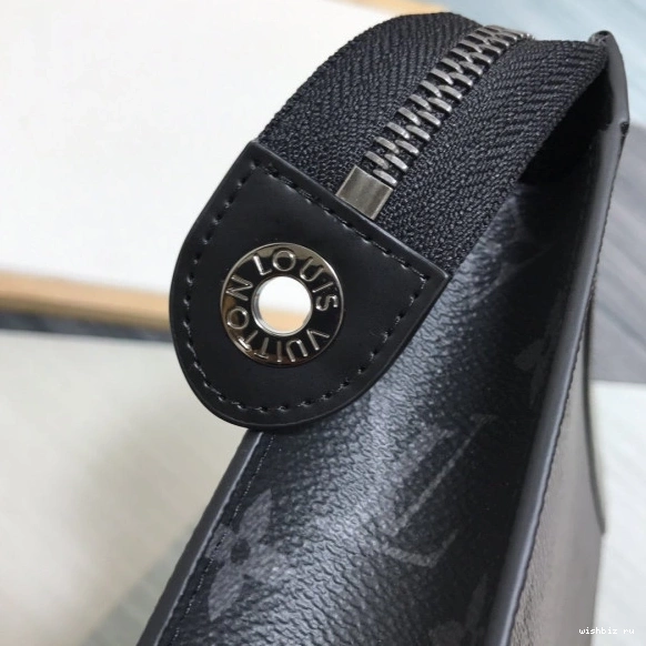 WIS LOUIS VUITTON MM VOYAGE POCHETTE 0907